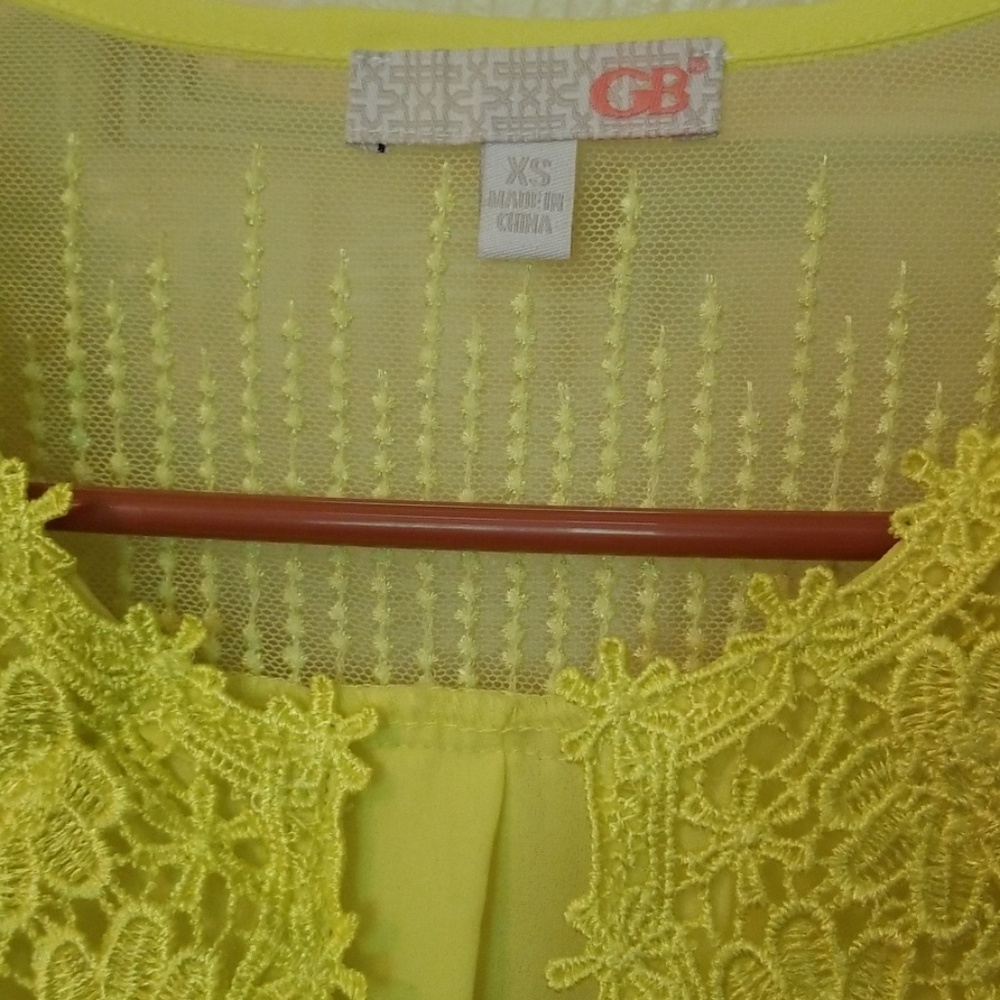 Blouse - Picture 3 of 4